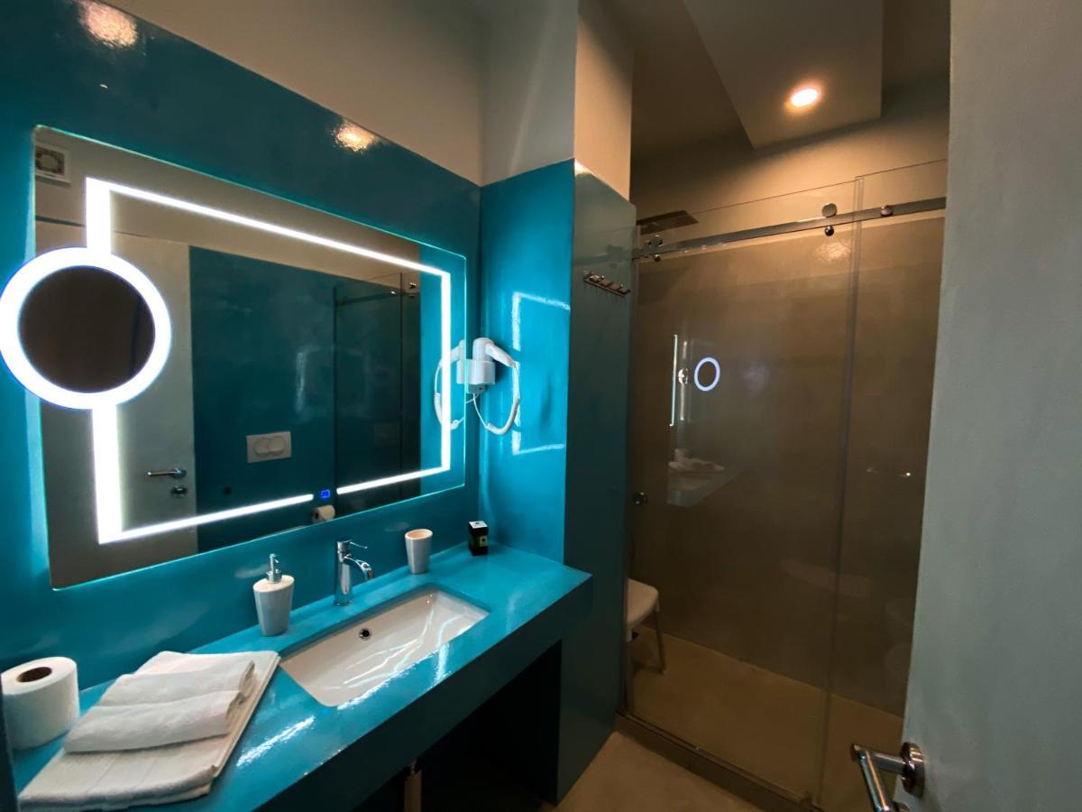 Bel Ami Suita Hotel Orikum Luaran gambar