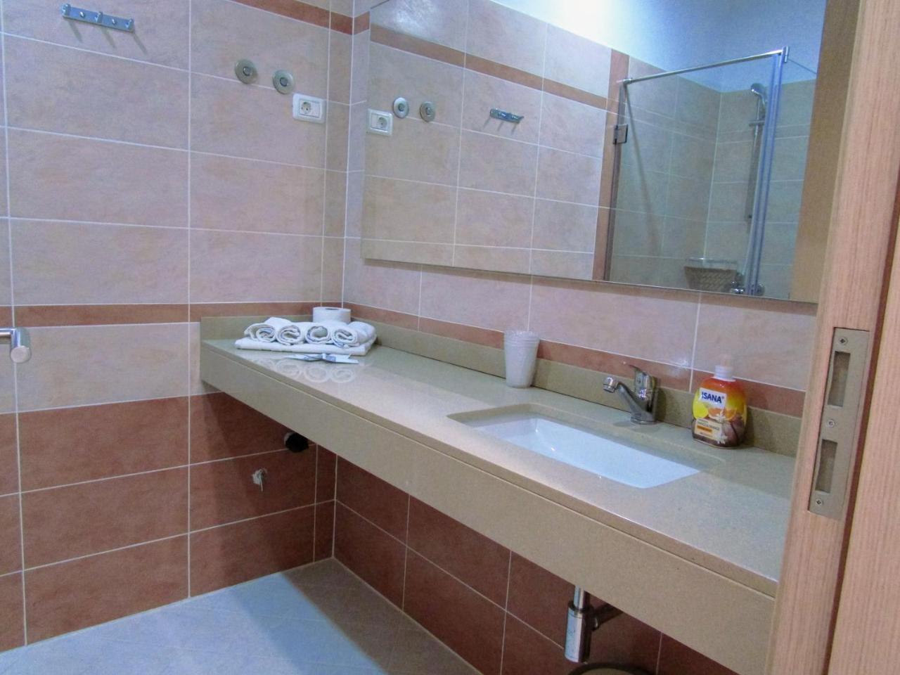 Bel Ami Suita Hotel Orikum Luaran gambar