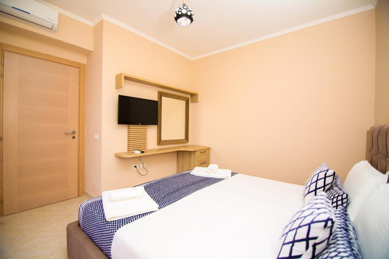 Bel Ami Suita Hotel Orikum Luaran gambar